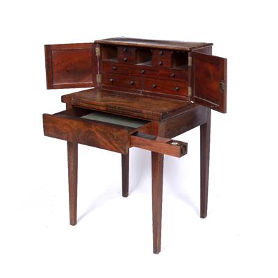 Lot 177 - A GEORGE III MAHOGANY WRITING DESK