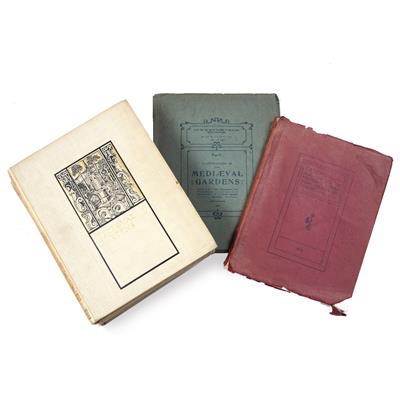 Lot 721 - CRISP