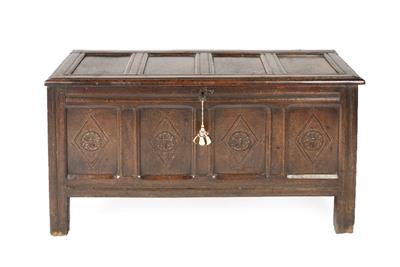 Lot 70 - Oak panelled coffer