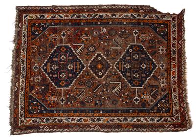 Lot 116 - Hamadan rust ground rug