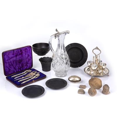 Lot 202 - Collection of items to include