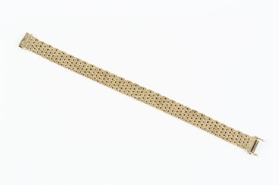 Lot 3 - A 9ct gold fancy-link bracelet, of textured...