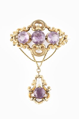 Lot 81 - A late Victorian amethyst brooch/pendant, the...