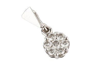 Lot 104 - A diamond flowerhead cluster pendant, the...