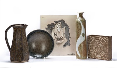 Lot 318 - Collection of studio pottery comprising of an...