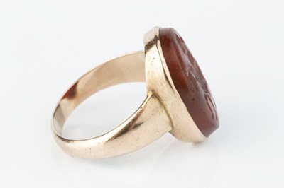 Lot 48 - A carnelian intaglio ring, the possibly...