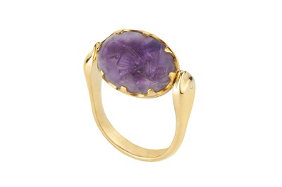 Lot 52 - An amethyst intaglio ring, the possibly...