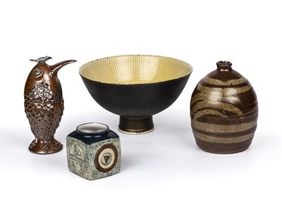 Lot 580 - Dan Finnegan (Contemporary) Bird pot and cover...