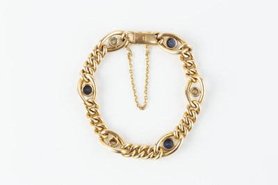 Lot 22 - A late Victorian/Edwardian sapphire and...