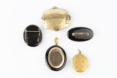 Lot 36 - A collection of 19th century jewellery,...