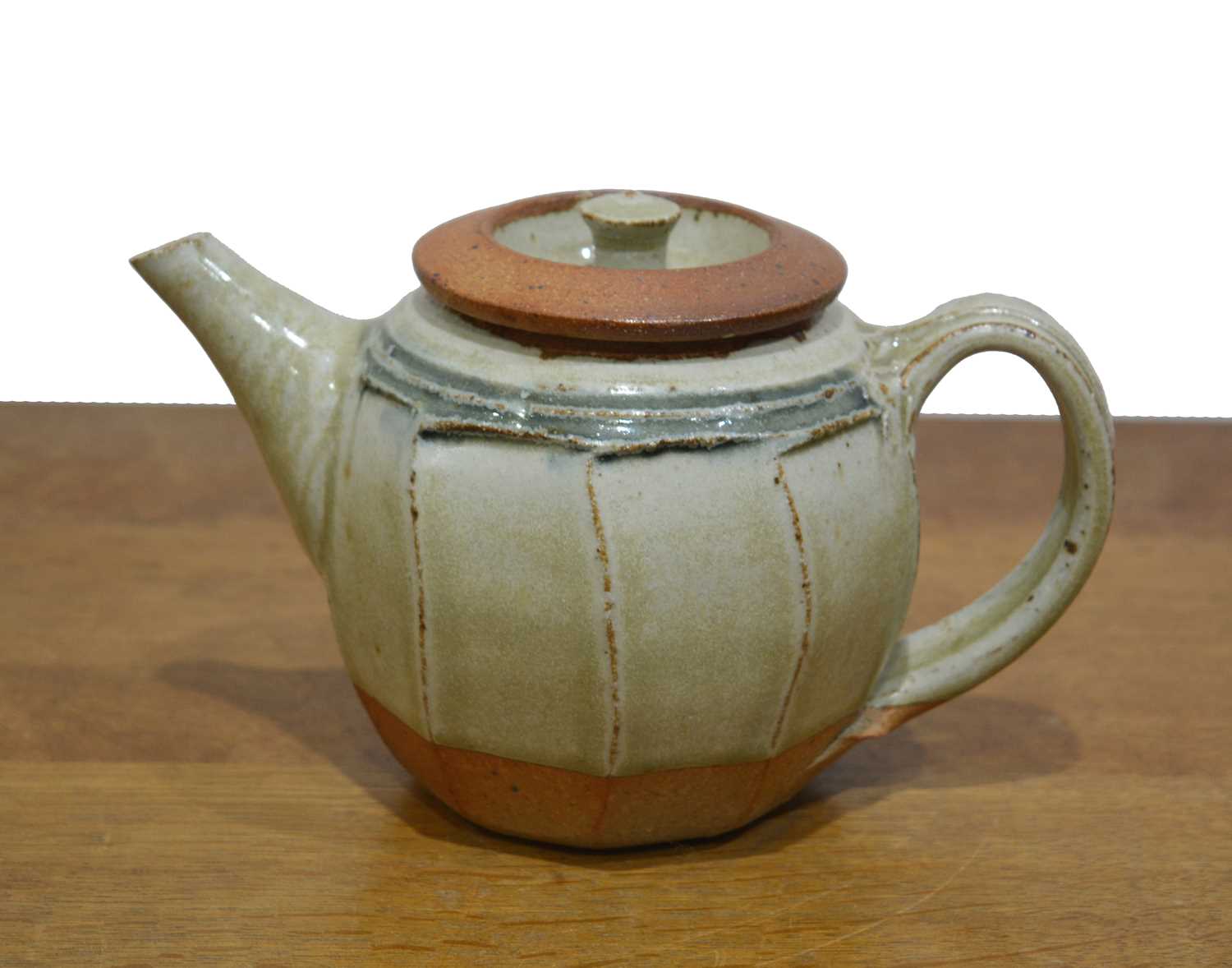 Lot 318 - Richard Batterham (1936-2021) Studio pottery...