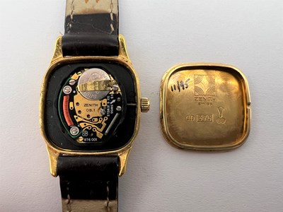 Lot 277 - A small collection of jewellery and watches,...