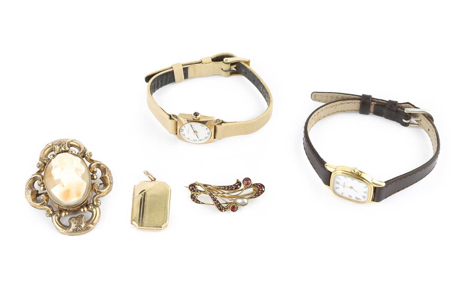 Lot 277 - A small collection of jewellery and watches,...