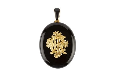 Lot 37 - A 19th century memorial locket pendant, the...