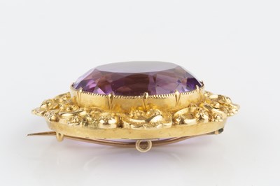 Lot 9 - A 19th century amethyst single stone panel...
