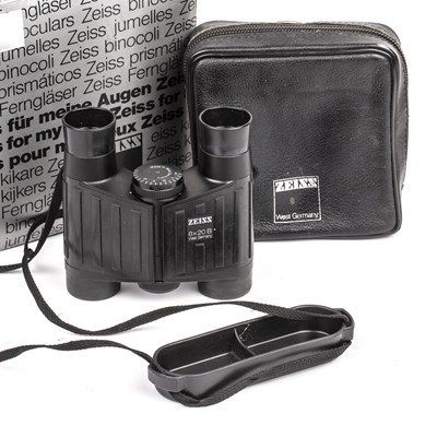 Lot 400 - A pair of Zeiss West German 8x20B compact...
