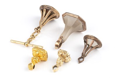 Lot 19 - A collection of antique and later hardstone...