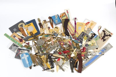 Lot 332 - A large quantity of assorted bookmarks, mostly...