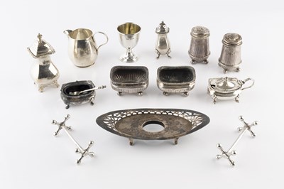 Lot 566 - A collection of silver, to include a pair of...