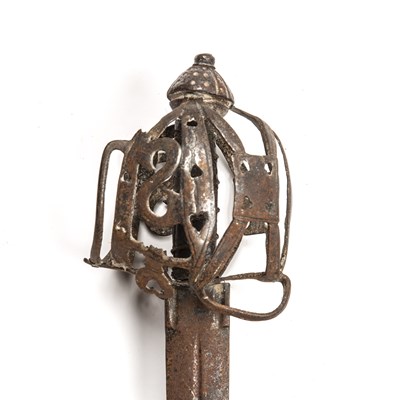 Lot 173 - A 17th century Scottish basket hilt broad...