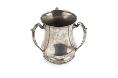 Lot 515 - A George V silver trophy cup, of baluster form...