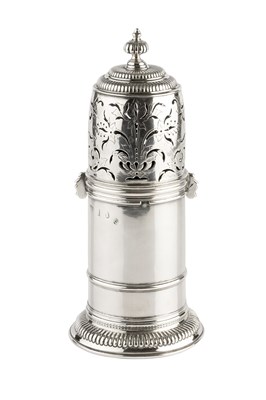 Lot 530 - A William III silver sugar castor of...