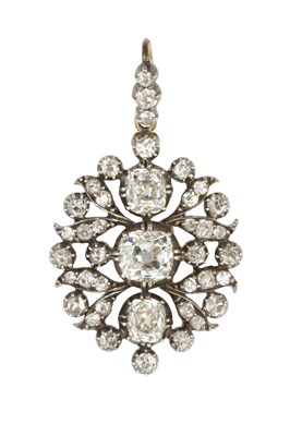 Lot 167 - A late Victorian diamond pendant/brooch, the...