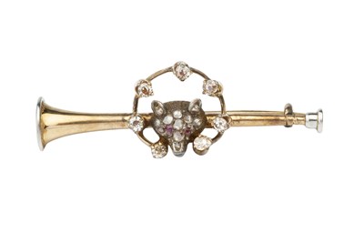 Lot 15 - A late 19th/early 20th century diamond set bar...