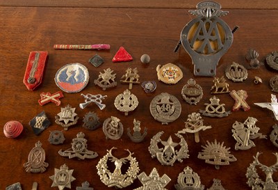 Lot 209 - Collection of militaria comprising of: a...