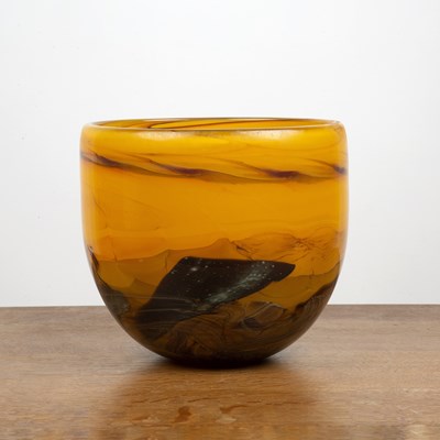 Lot 355 - Anthony Stern (b.1944) large studio glass bowl,...