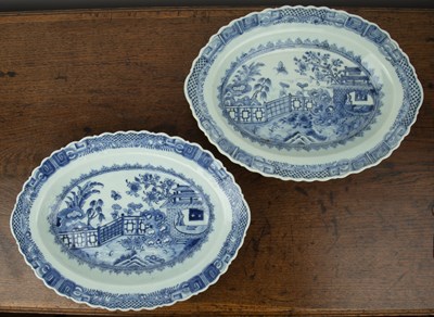Lot 28 - Pair of blue and white export shallow dishes...
