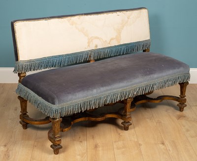 Lot 136 - An 18th century French style settee