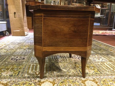 Lot 114 - An early 19th century rosewood tea caddy...