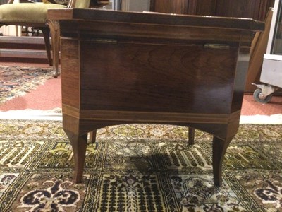 Lot 114 - An early 19th century rosewood tea caddy...