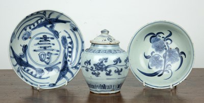 Lot 7 - Three blue and white porcelain pieces Chinese,...