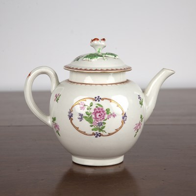 Lot 309 - Porcelain teapot, probably Worcester circa...