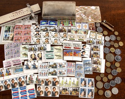 Lot 219 - Collection of miscellaneous items and silver...