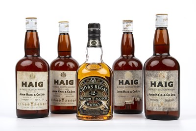 Lot 361 - Five bottles of vintage Haig Gold Label...