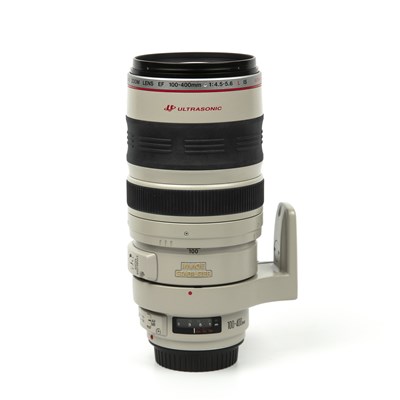 Lot 381 - A Canon lens EF 100-400mm f/4.5-5.6 L IS with...