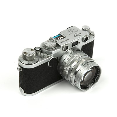 Lot 392 - A 1956 Leica IIf Rangefinder camera, Serial No....