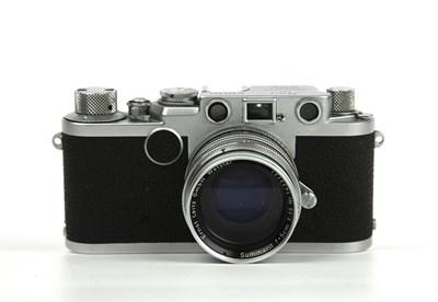 Lot 392 - A 1956 Leica IIf Rangefinder camera, Serial No....