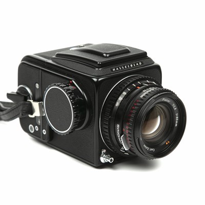 Lot 393 - A Hasselblad 500C/M medium format camera with...