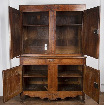 Lot 67 - Walnut cabinet in two parts/meuble à deux...