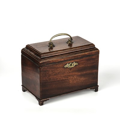 Lot 298 - A George III mahogany tea caddy having a...