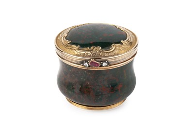 Lot 519 - An antique gold mounted bloodstone circular...