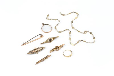 Lot 32 - A collection of antique and later jewellery,...