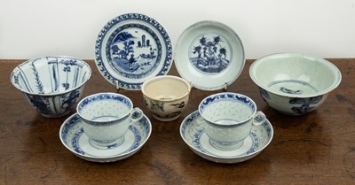 Lot 23 - Group of blue and white porcelain Chinese to...