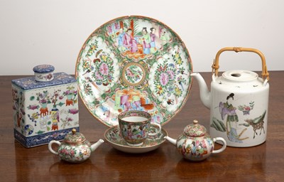 Lot 329 - Group of Canton porcelain Chinese, 19th...