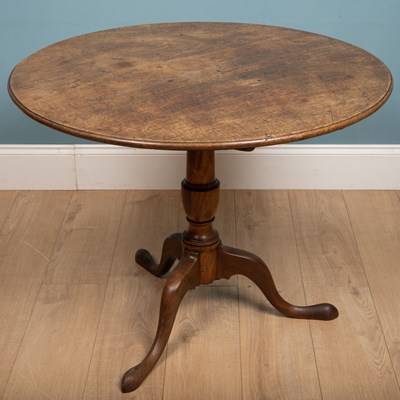 Lot 279 - A large Georgian circular top tripod table,...