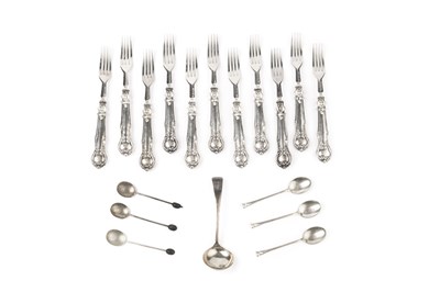 Lot 632 - A set of eleven early Victorian silver dessert...